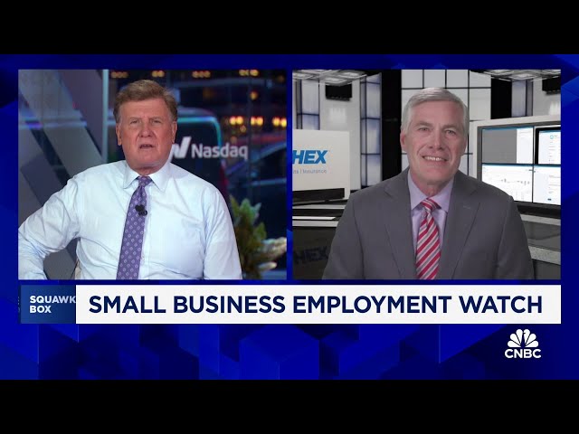 ⁣Paychex CEO John Gibson: Seeing downward pressure on wages among small businesses