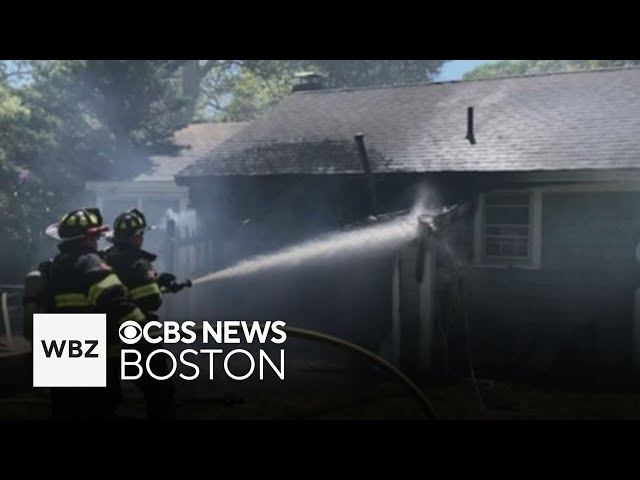⁣Mirror in outdoor shower likely sparked Massachusetts house fire