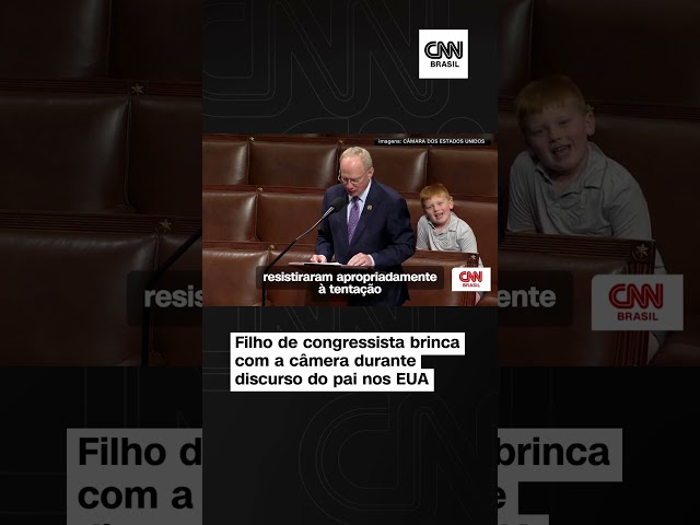 ⁣Criança faz caretas durante discurso do pai no Congresso dos Estados Unidos
