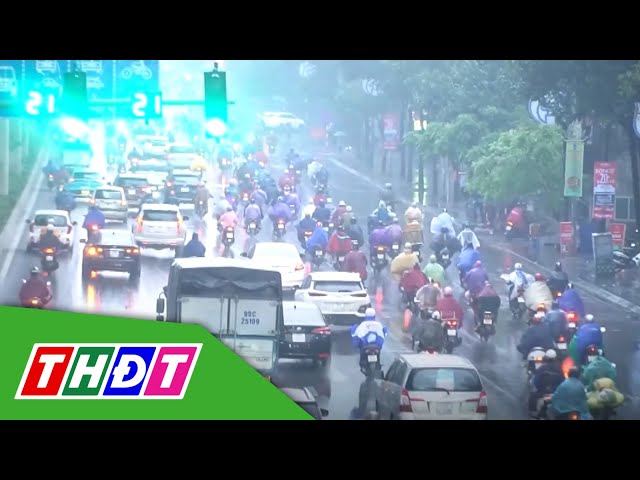 ⁣Trận mưa dông sáng nay 5/6, Hà Nội hứng chịu hơn 10.000 cú sét | THDT