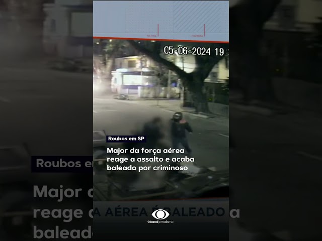 ⁣Major da Força Aérea Brasileira reage a assalto e é baleado em São Paulo #shorts