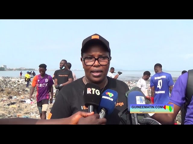 ⁣Journée mondiale de l’environnement : Orange Guinée débarrasse la “Jetée” de ses ordures