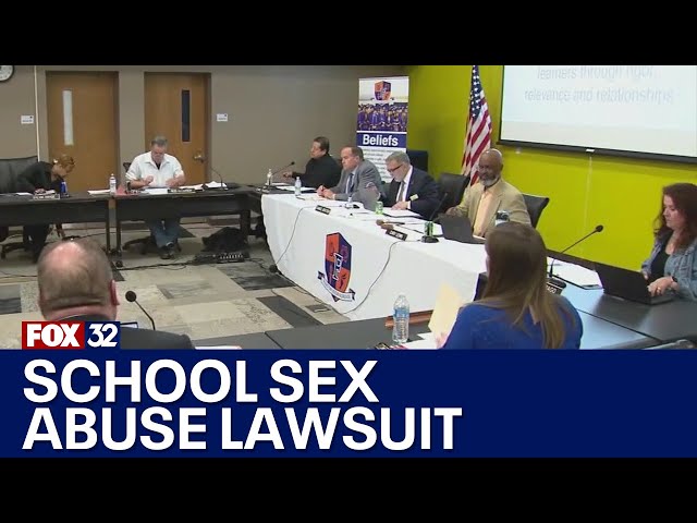 ⁣Former Fenton High School teacher sexually abused student: lawsuit