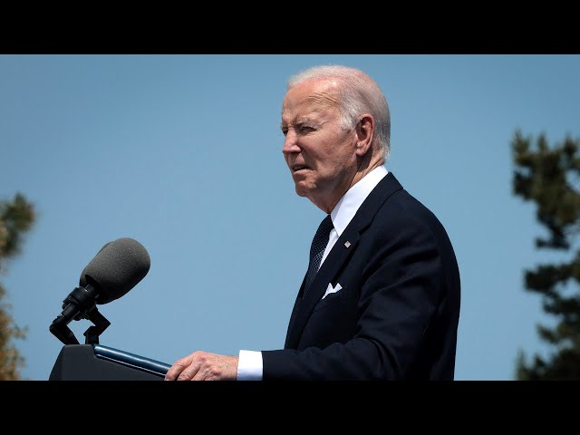 ⁣LIVE: Biden commemorates D-Day's 80th anniversary at Pointe Du Hoc | NBC News