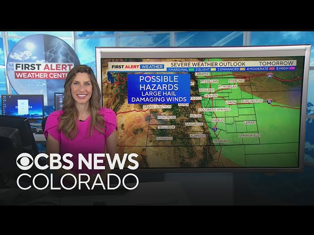 ⁣Denver stays hot with isolated showers and storms Friday