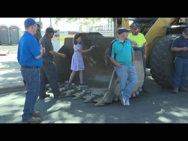 ⁣Kids learn about safety, career opportunities during playdate with Arapahoe County Public Works