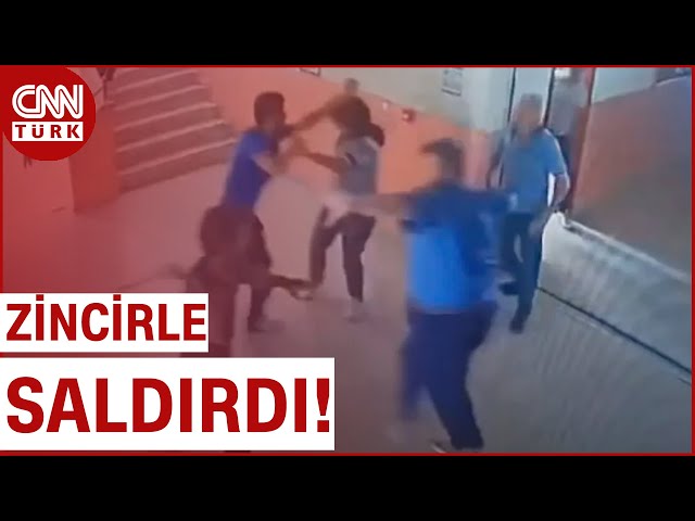 ⁣Çorum'da Skandal Olay! Fenalaşan Öğrenciyi Hastaneye Gönderen Okul Müdürüne Zincirli Saldırı!