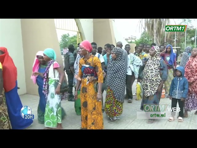 ⁣Solidarité  | Environ 150 Maliens ont commencé à être rapatriés ce samedi depuis la Côte d'Ivoi