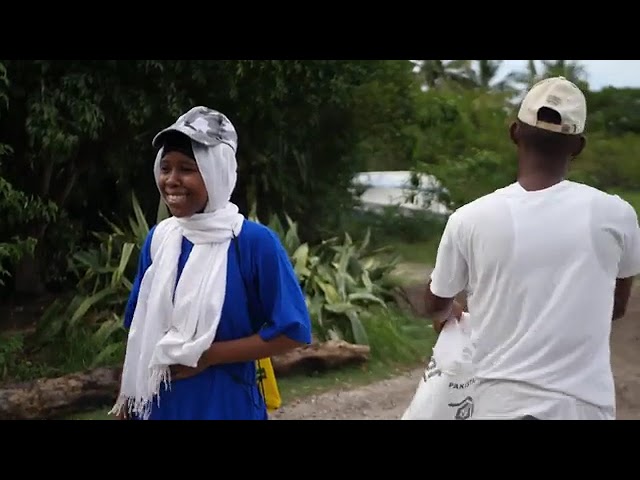 REPORTAGE TOURISTIQUE AU KOIMBE ICONI