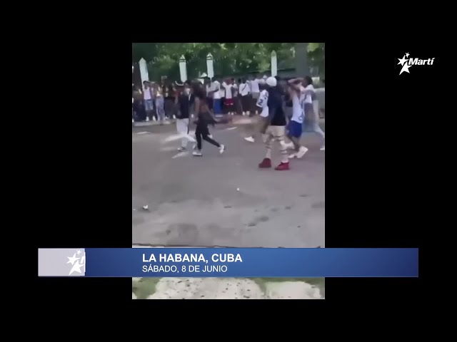 ⁣La violencia se desata entre jóvenes armados de palos y machetes en una actividad en La Habana