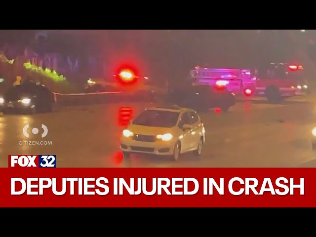 ⁣Four-vehicle crash on Dan Ryan Expressway leaves 2 Cook County sheriff's deputies injured