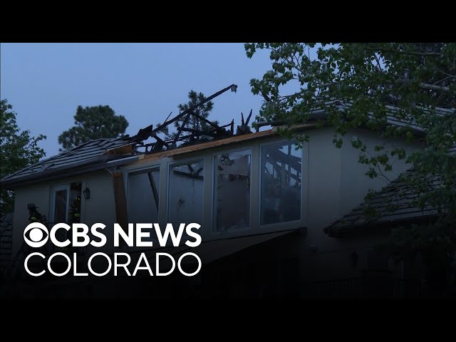 ⁣Lightning strikes cause fires in Denver metro area
