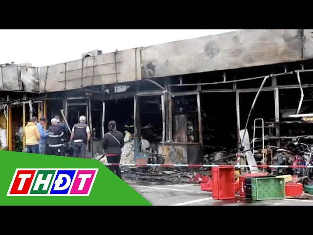 ⁣Cháy trung Tâm thương mại lớn nhất của người Việt tại Séc | THDT