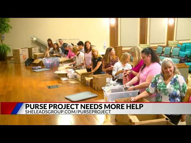 ⁣Women helping women: Stuffing purses with hygiene products