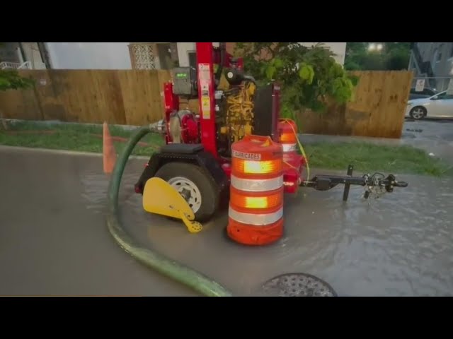 ⁣Miami has pumping stations, vacuum trucks clearing flooded streets