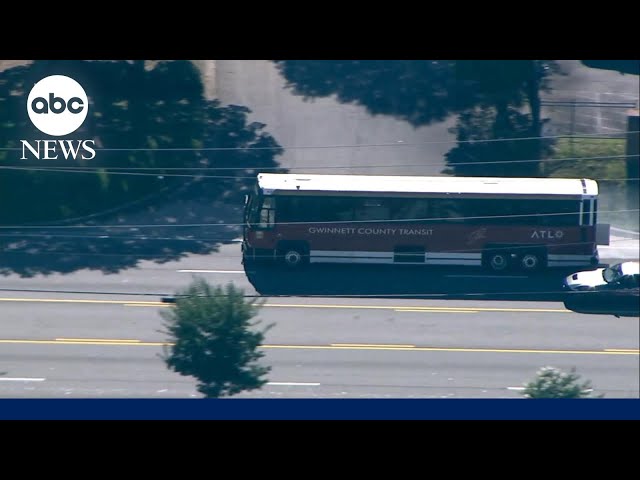 ⁣1 dead after bus hijacked at gunpoint in Georgia; suspect in custody: Police