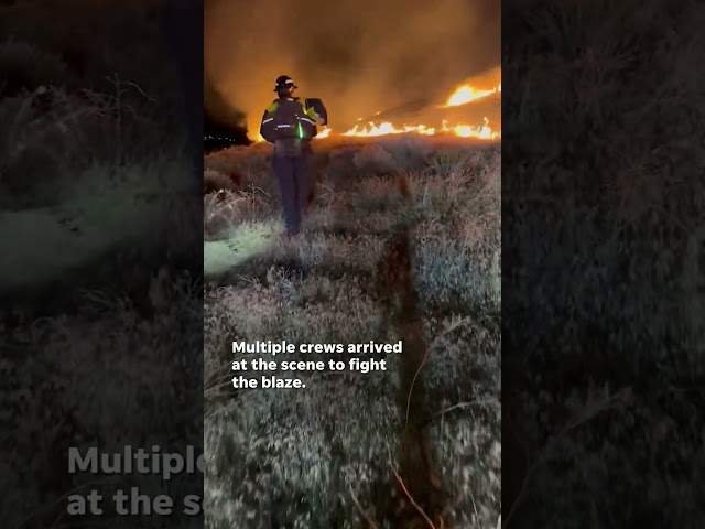 ⁣Massive brush fire engulfs acres around high school in Nevada #Shorts