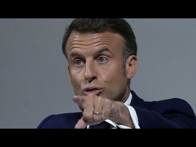 ⁣Macron appelle les modérés de gauche et de droite à se regrouper contre les extrêmes