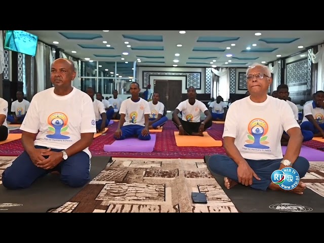 ⁣Garde-côtes : Fin de formation de yoga