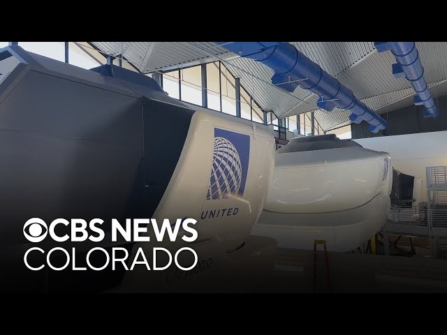 ⁣United Airlines gives HBCU students chance to learn what it's like to be a pilot
