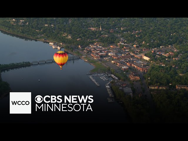 ⁣Take in St. Croix Valley views from hot air balloons
