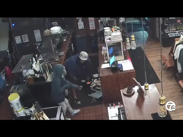 ⁣VIDEOS: Coffee shop crooks strike two Detroit cafes within two days