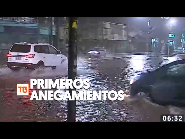 ⁣Primeros anegamientos en Santiago por intensidad de las lluvias
