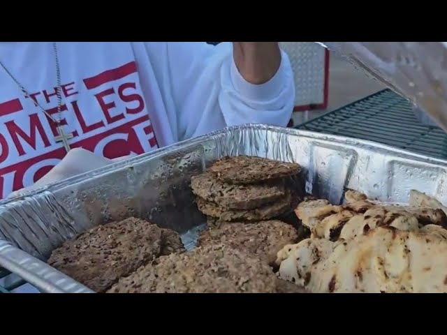 ⁣Miami Proud: Florida Panthers teams with Homeless Voice to feed the unsheltered