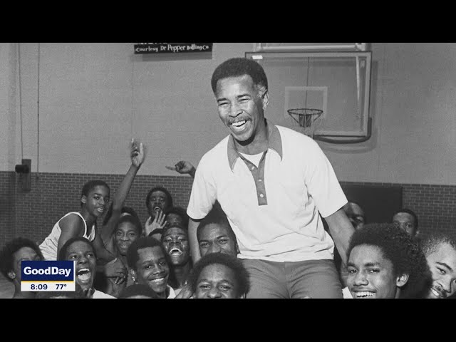 ⁣Legendary Fort Worth basketball coach dies