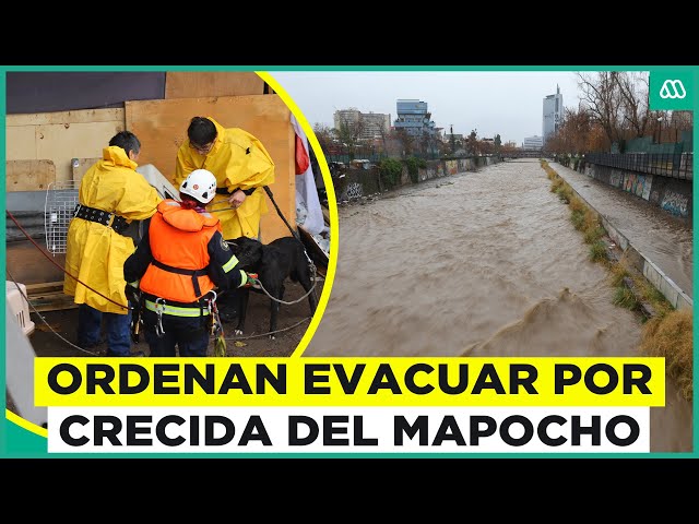 ⁣Crecida del Río Mapocho obliga a evacuar viviendas