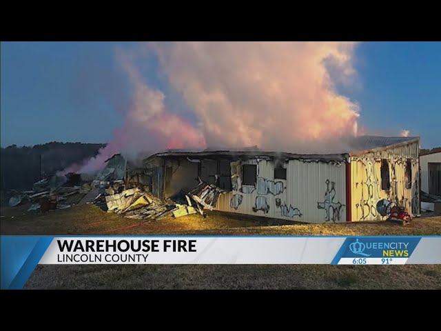 ⁣Lincoln County family seeking warehouse fire suspects