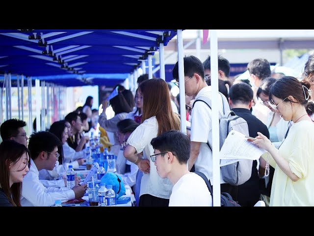 ⁣La diversité des opportunités d'emplois mise en avant dans les universités de Beijing