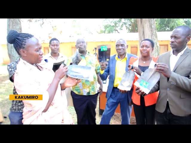 ⁣Timely boost - OPM distributes 10,000 farm items to Bunyoro farmers