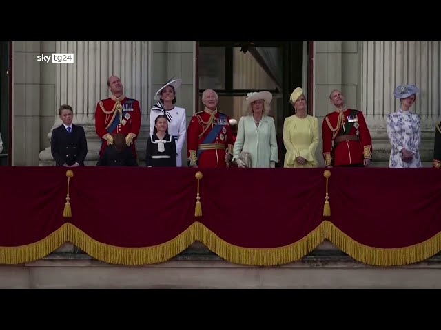 ⁣Kate Middleton sul balcone di Buckingham Palace