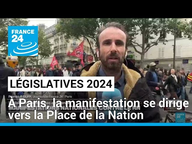 ⁣Manifestation contre l'extrême droite : le cortège parisien se dirige vers la Place de la Natio