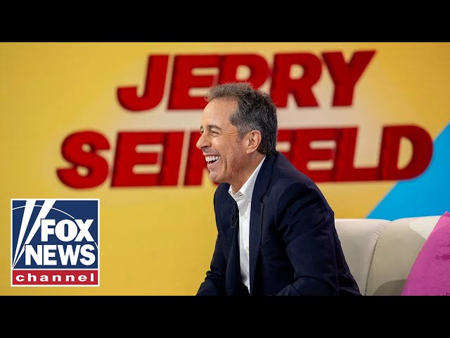 ⁣‘BRILLIANT’: Jerry Seinfeld gifts youngest son flip phone