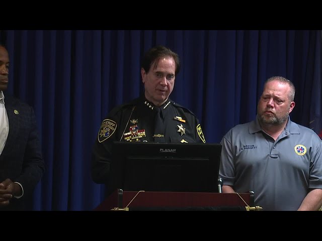 ⁣Oakland County Sheriff Michael Bouchard provides update after Rochester Hills splash pad shooting