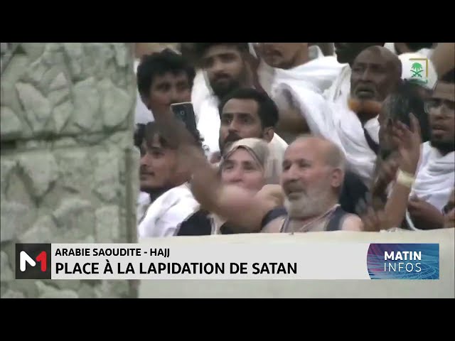 ⁣Hajj: les fidèles procèdent à la lapidation de Satan