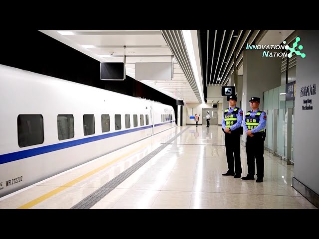⁣High-speed sleeper train makes first trip between Beijing and Hong Kong