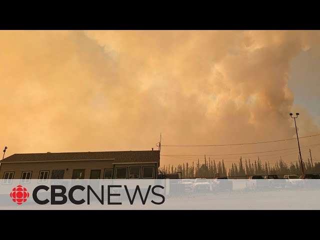 ⁣Human-caused wildfire reaches N.W.T. community, no structures lost