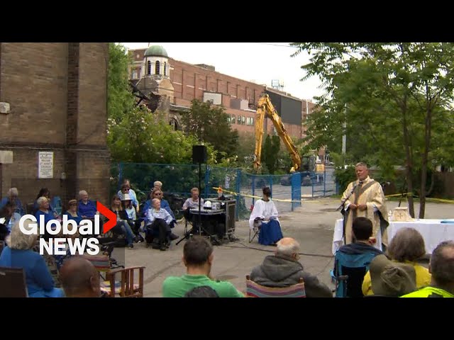⁣St. Anne’s Church fire: Parishioners hold 1st Sunday service since historic building destroyed