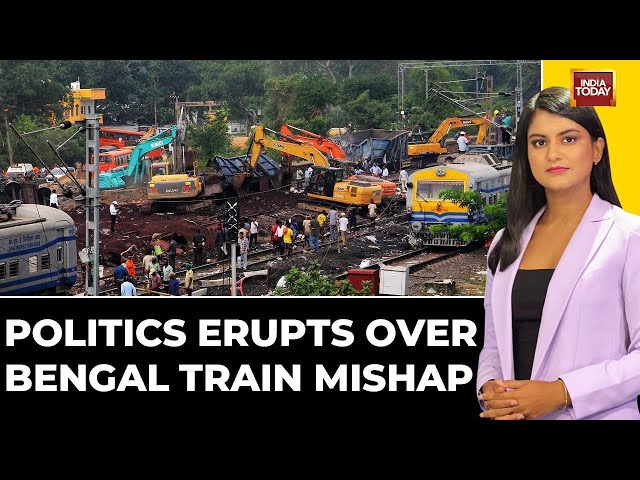⁣Rail Mantri Ashwini Vaishnaw Response To Mamata's Charge, Says This Is Not The Time For Politic