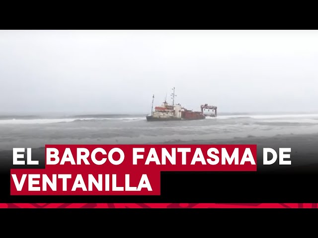 ⁣Ventanilla: barco siniestrado permanece varado en la playa Costa Azul