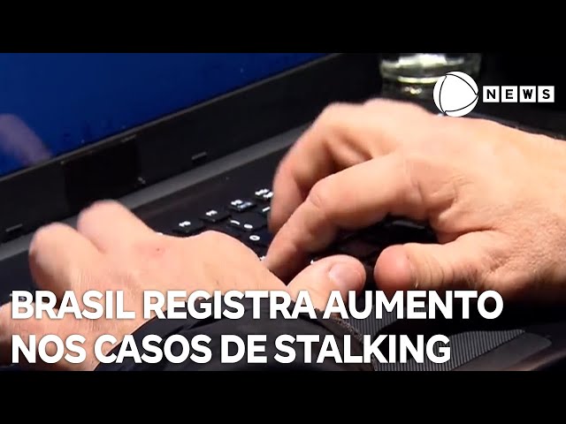 ⁣Brasil registra aumento de 38,5% nos casos de stalking
