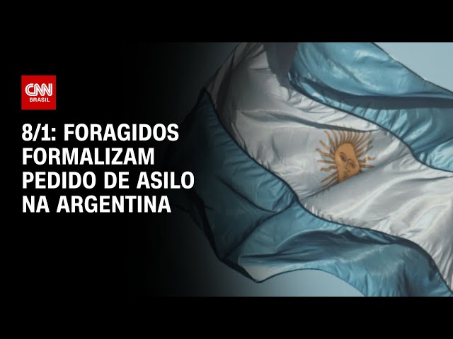 ⁣8/1: Foragidos formalizam pedido de asilo na Argentina | CNN PRIME TIME