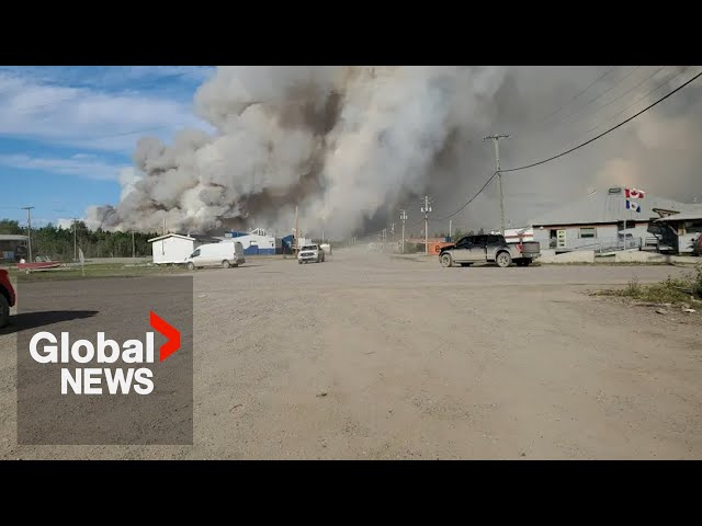 ⁣Fort Good Hope fire: NWT hopes for favourable wind conditions