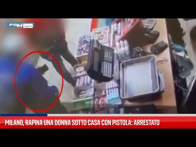 ⁣Milano, rapina con pistola una donna che sta rincasando
