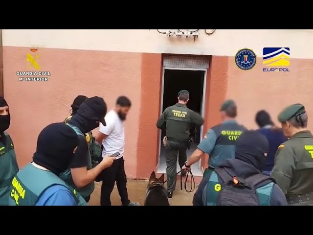 ⁣Spanish Civil Guard dismantles main media centre of so-called Islamic State | euronews 
