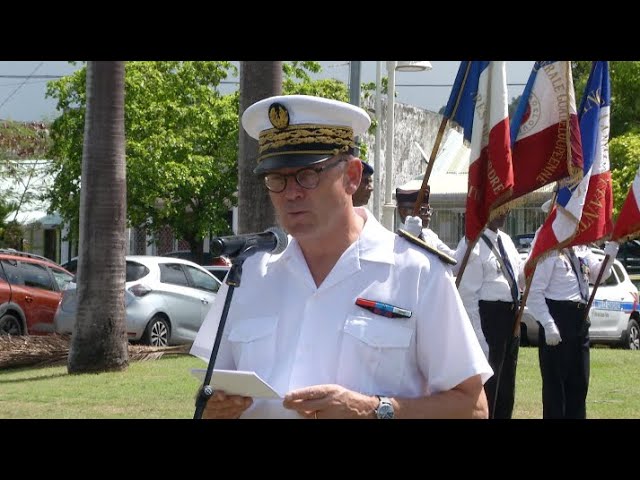 Discours de circonstance du préfet Xavier Lefort.