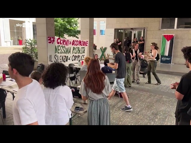 ⁣Torino, studenti pro-Palestina occupano il Politecnico